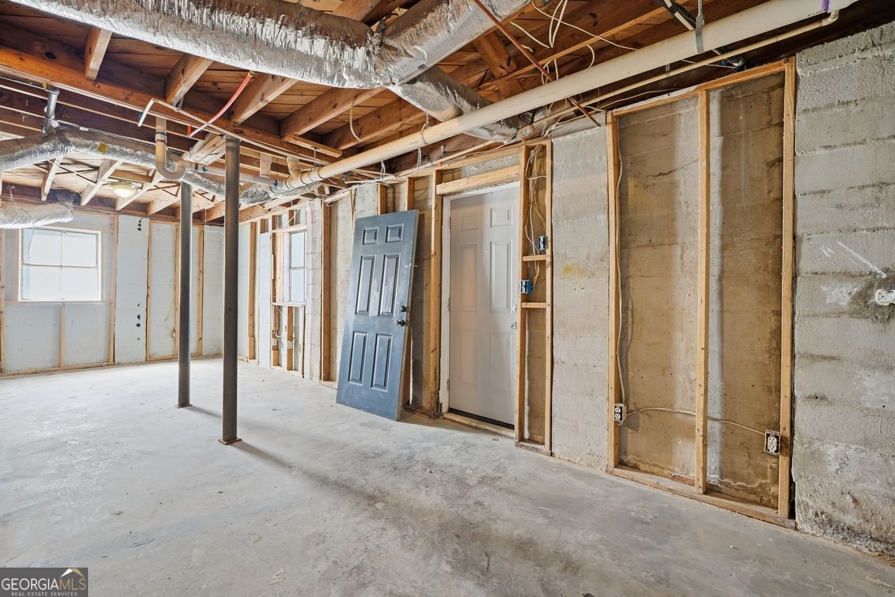 2564 RIGGS Drive Atlanta - 25