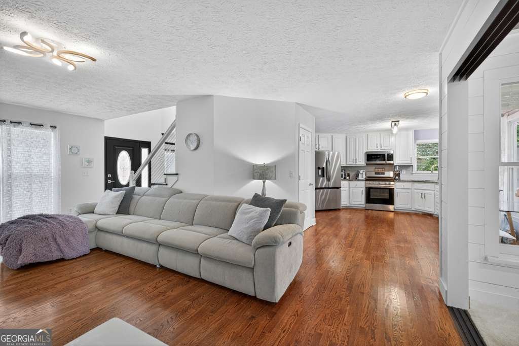 2970 Waverly Place Drive Dacula - 23