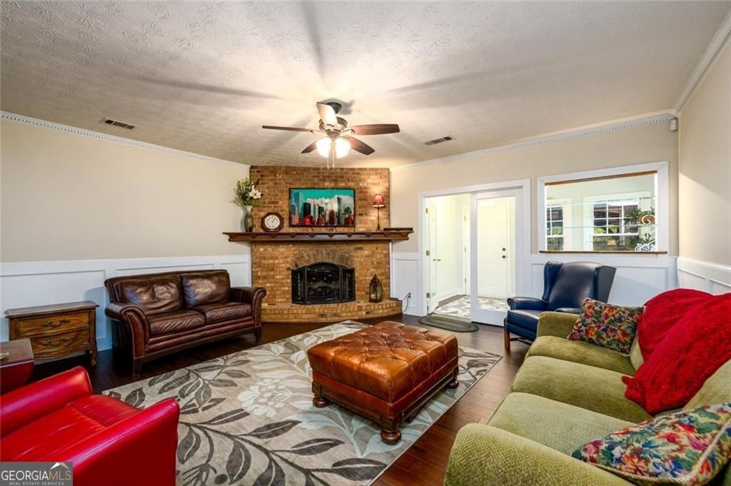 926 Pinbrook Drive Lawrenceville - 22