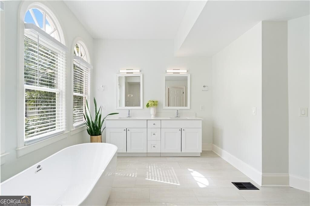 500 River Bluff Parkway Roswell - 20