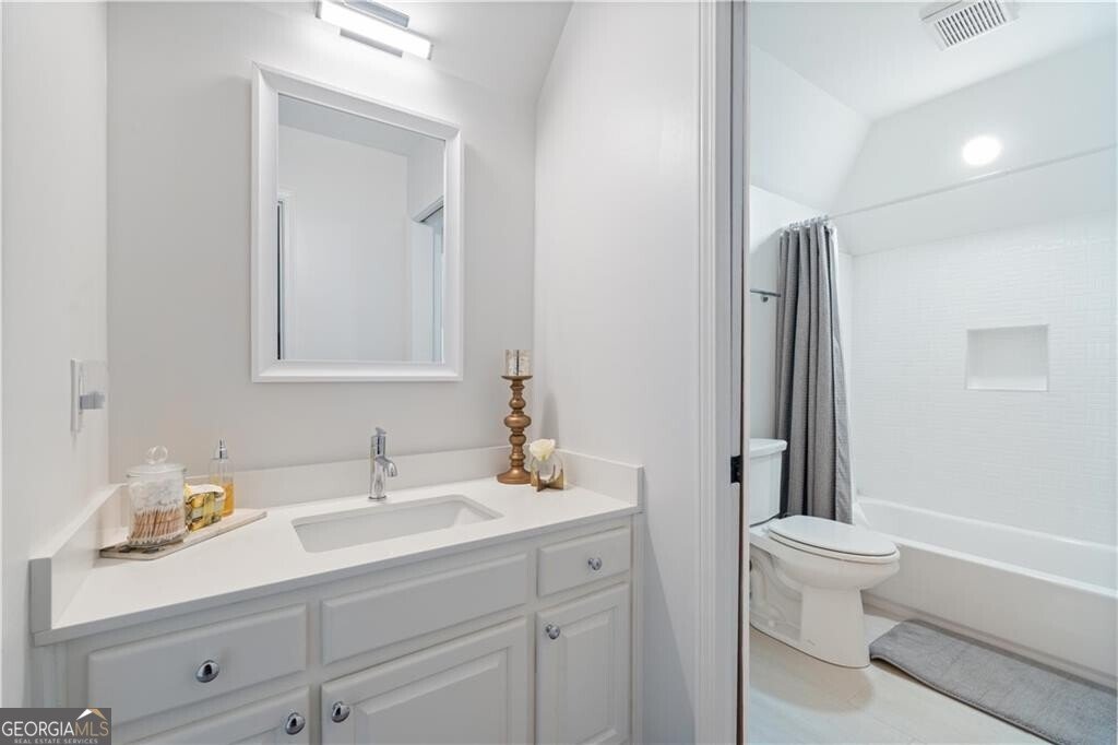 500 River Bluff Parkway Roswell - 39