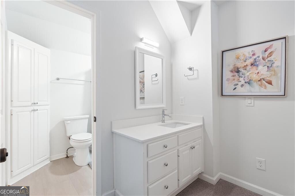 500 River Bluff Parkway Roswell - 40