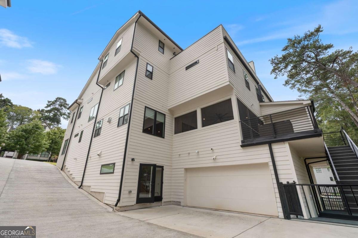 664 B Timm Valley Road Atlanta - 27