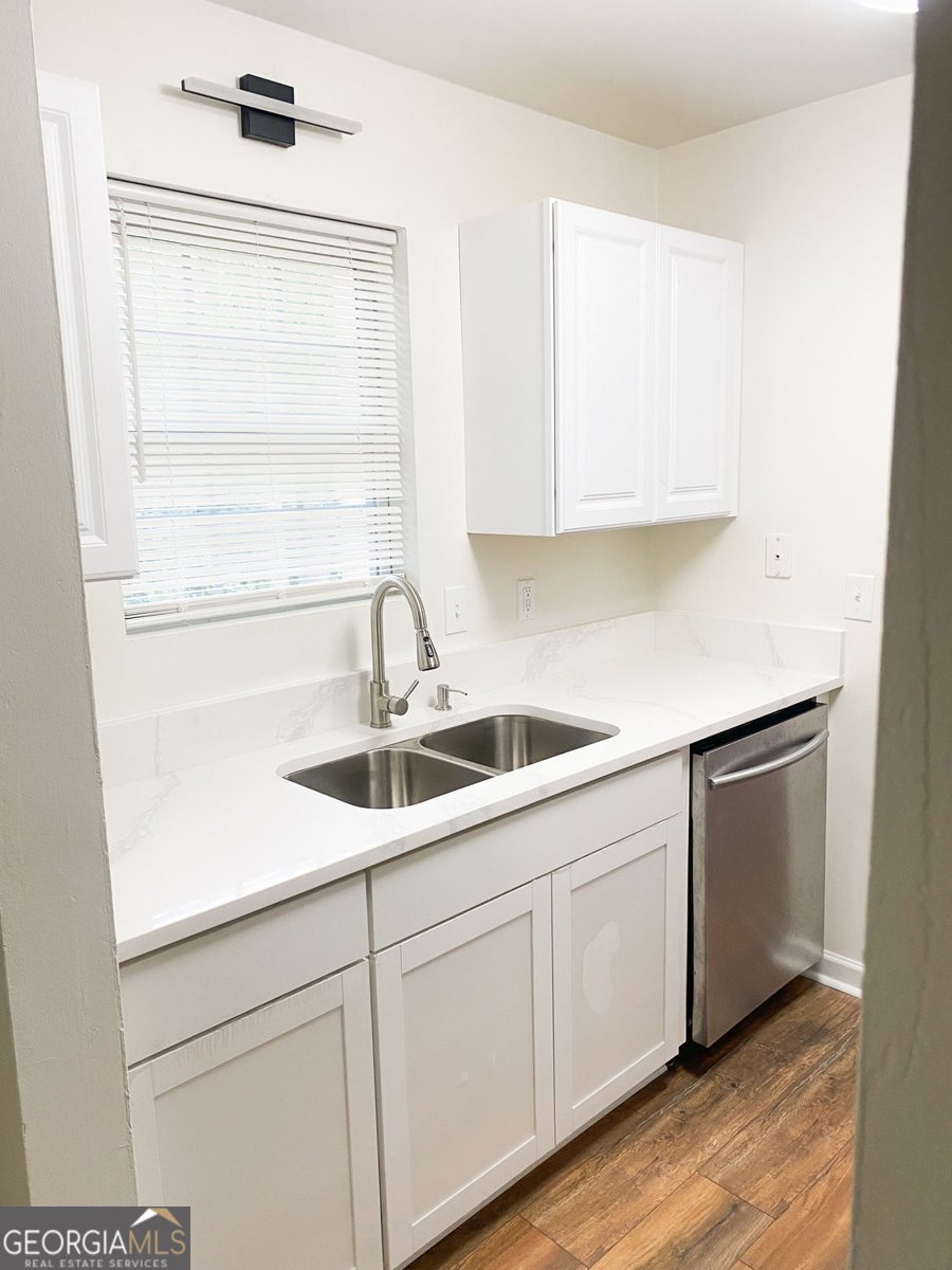 7010 Oakhill Circle Austell - 7