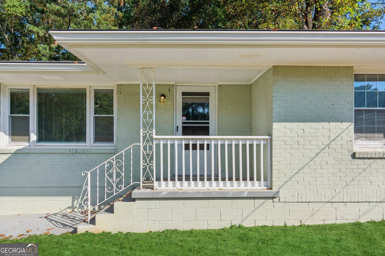 3260 Glenco Drive Decatur - 1