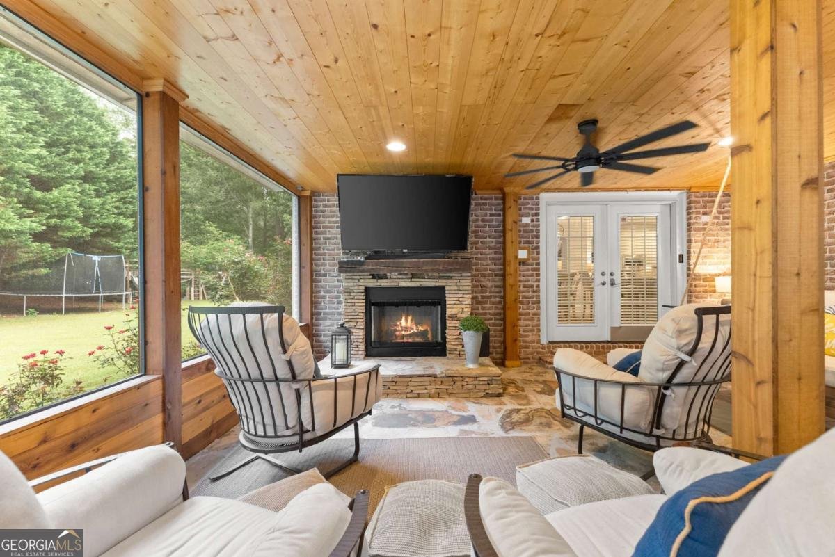 4467 Tall Hickory Trail Gainesville - 23