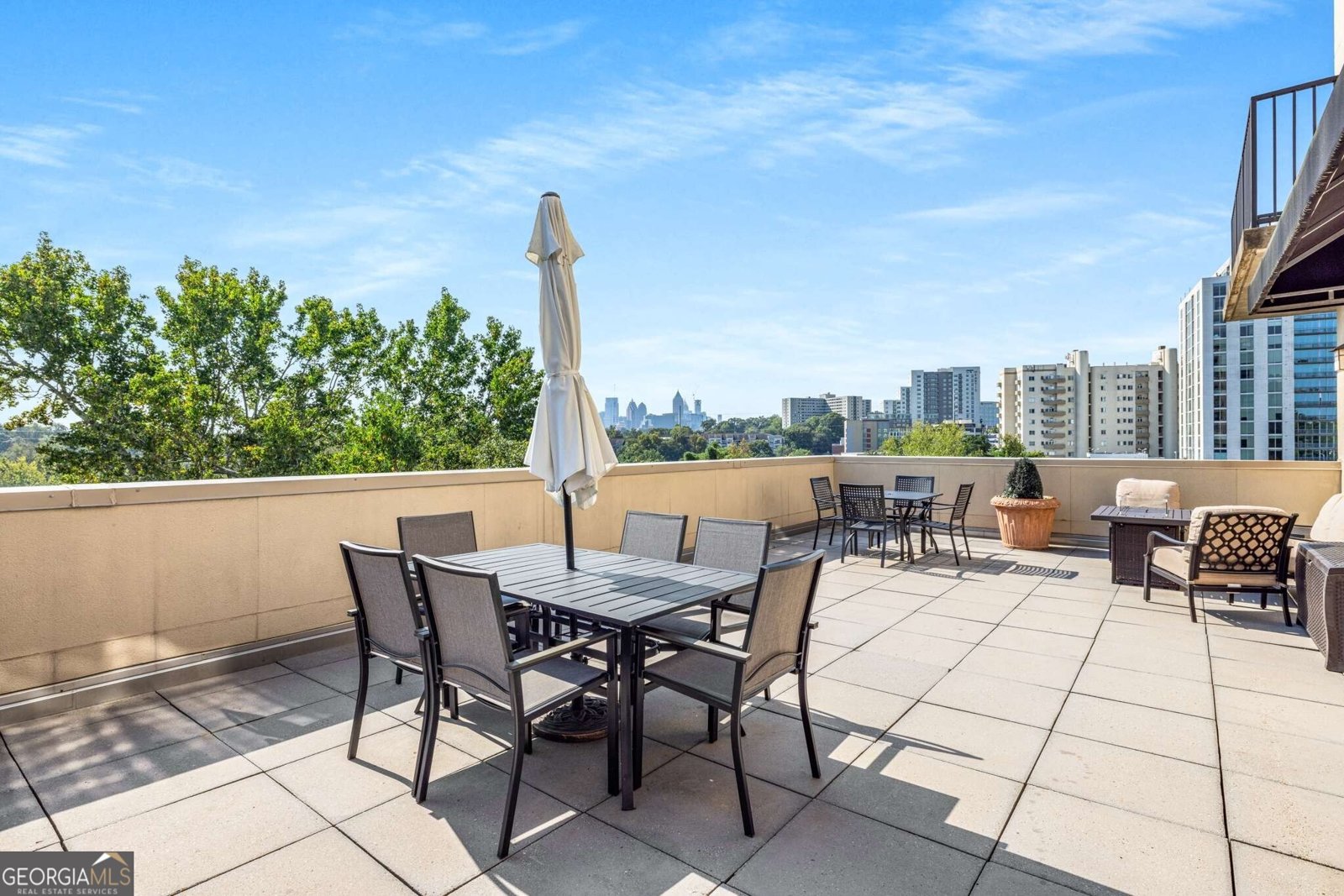 2255 Peachtree Road Atlanta - 31