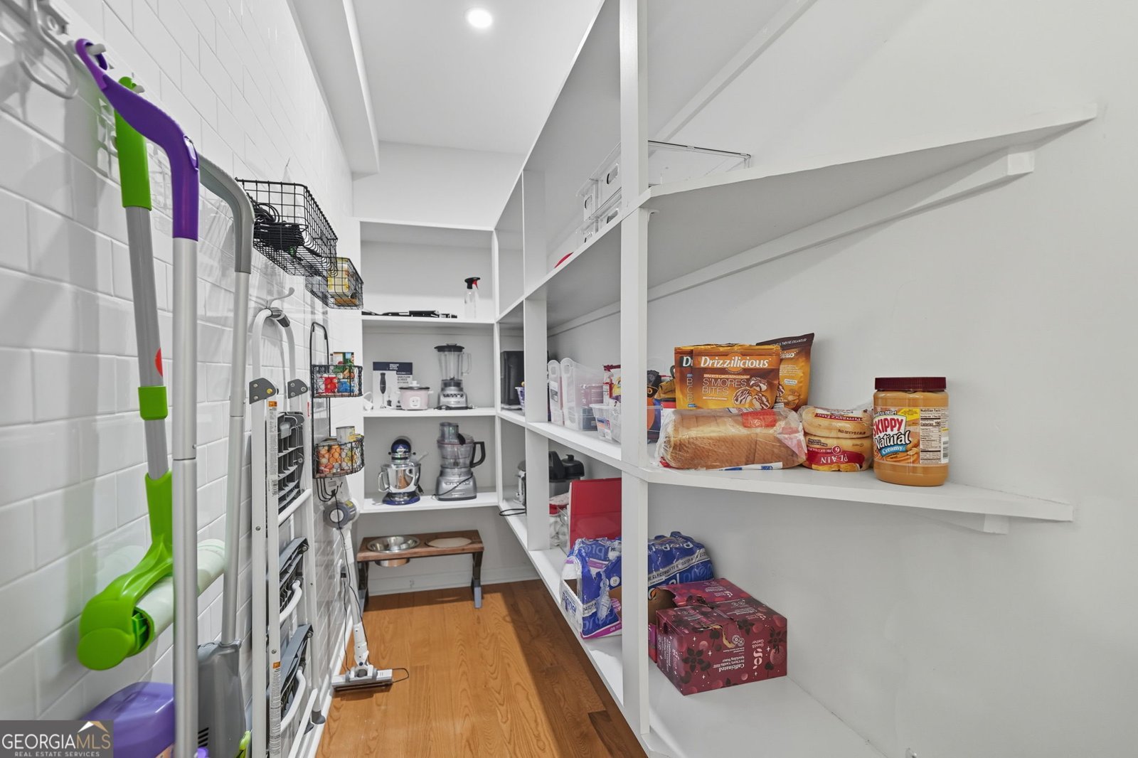 201 Colonial Drive Woodstock - 12