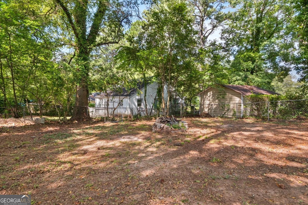 1649 Beecher Street Atlanta - 27