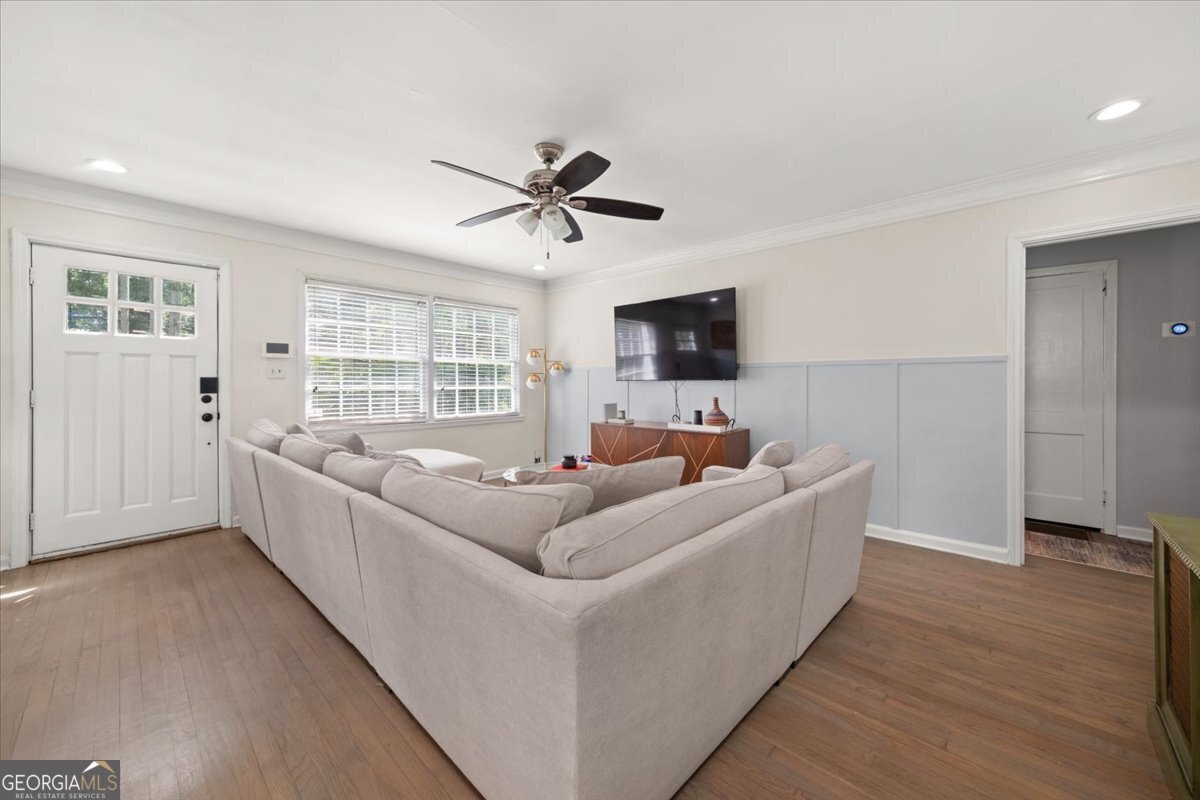 1649 Beecher Street Atlanta - 4