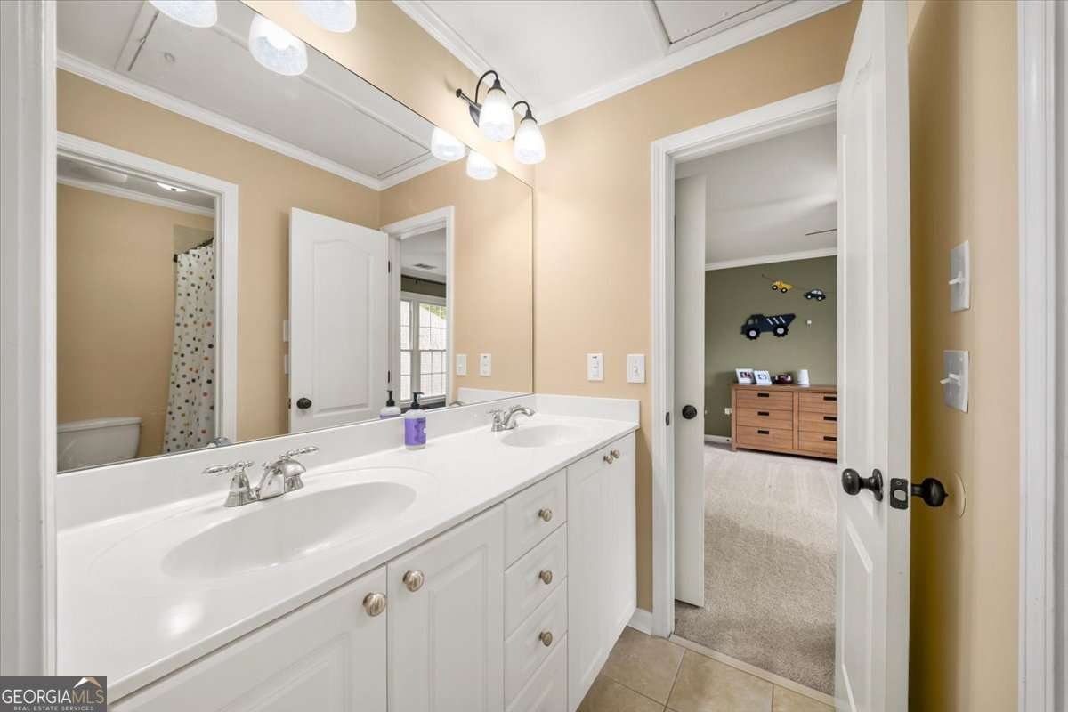 909 Landsdowne Cove Canton - 44