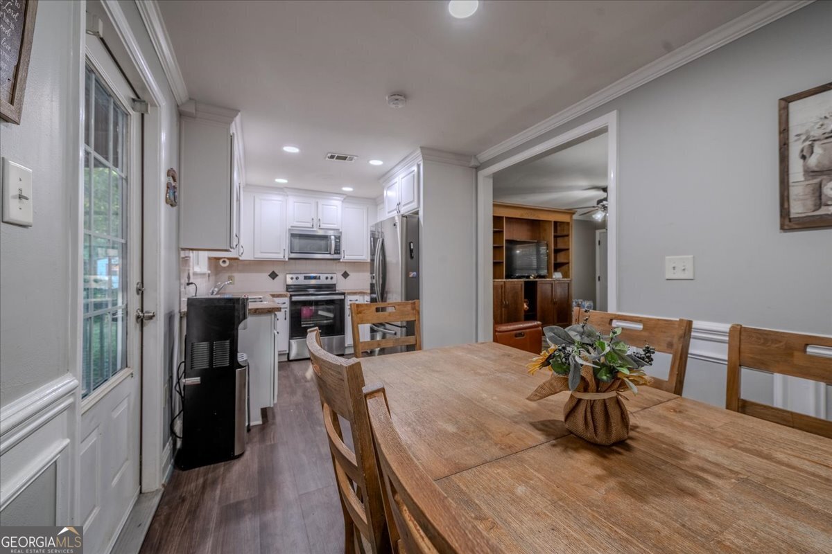 214 Kingsbury Circle Warner Robins - 2