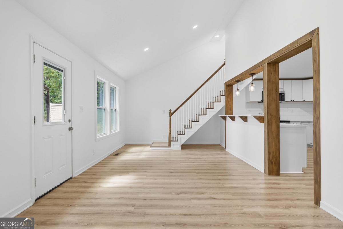 172 White Rose Lane Temple - 12