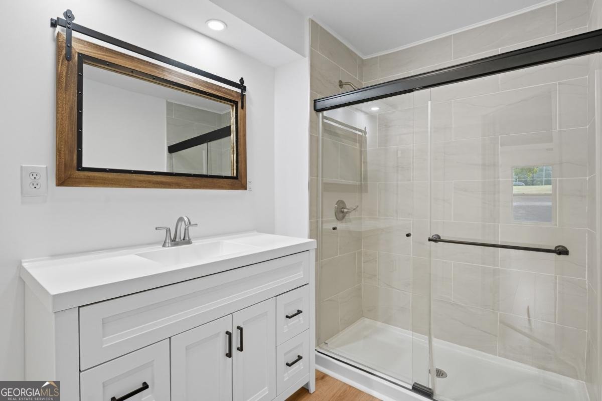 172 White Rose Lane Temple - 25