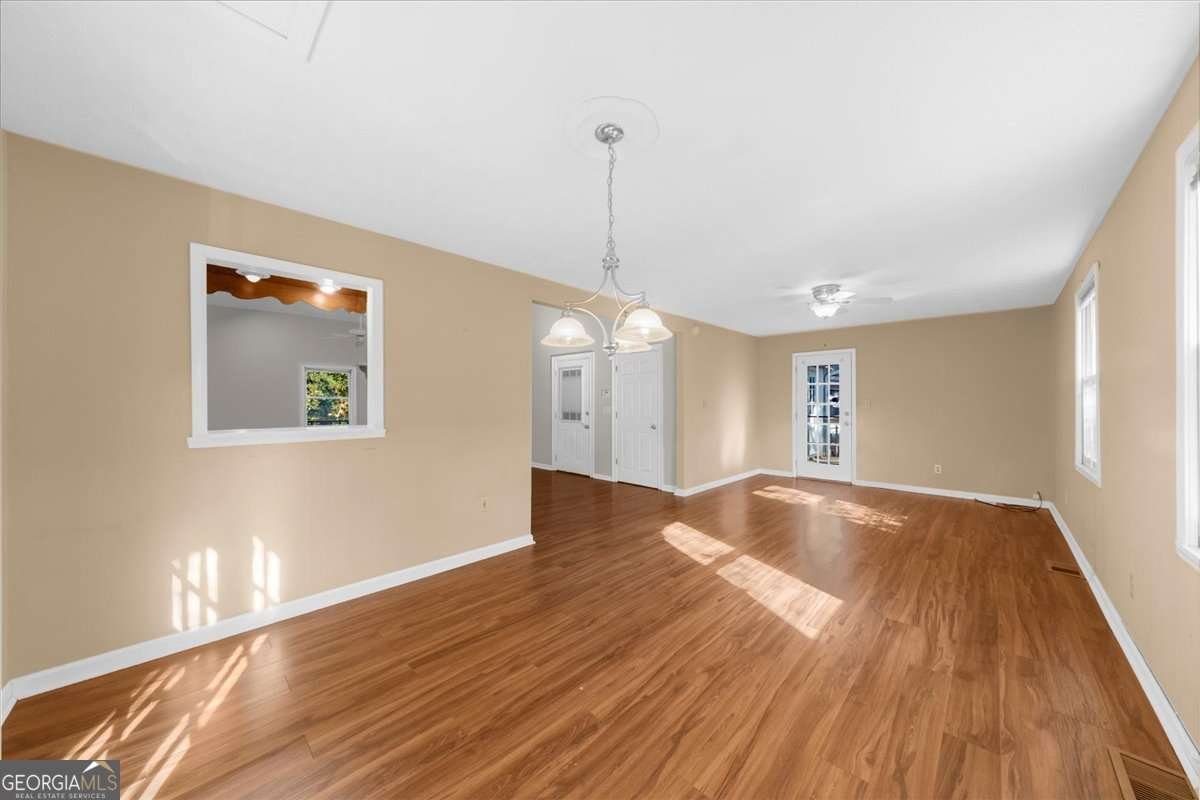 5660 Mercedes Drive Cumming - 24