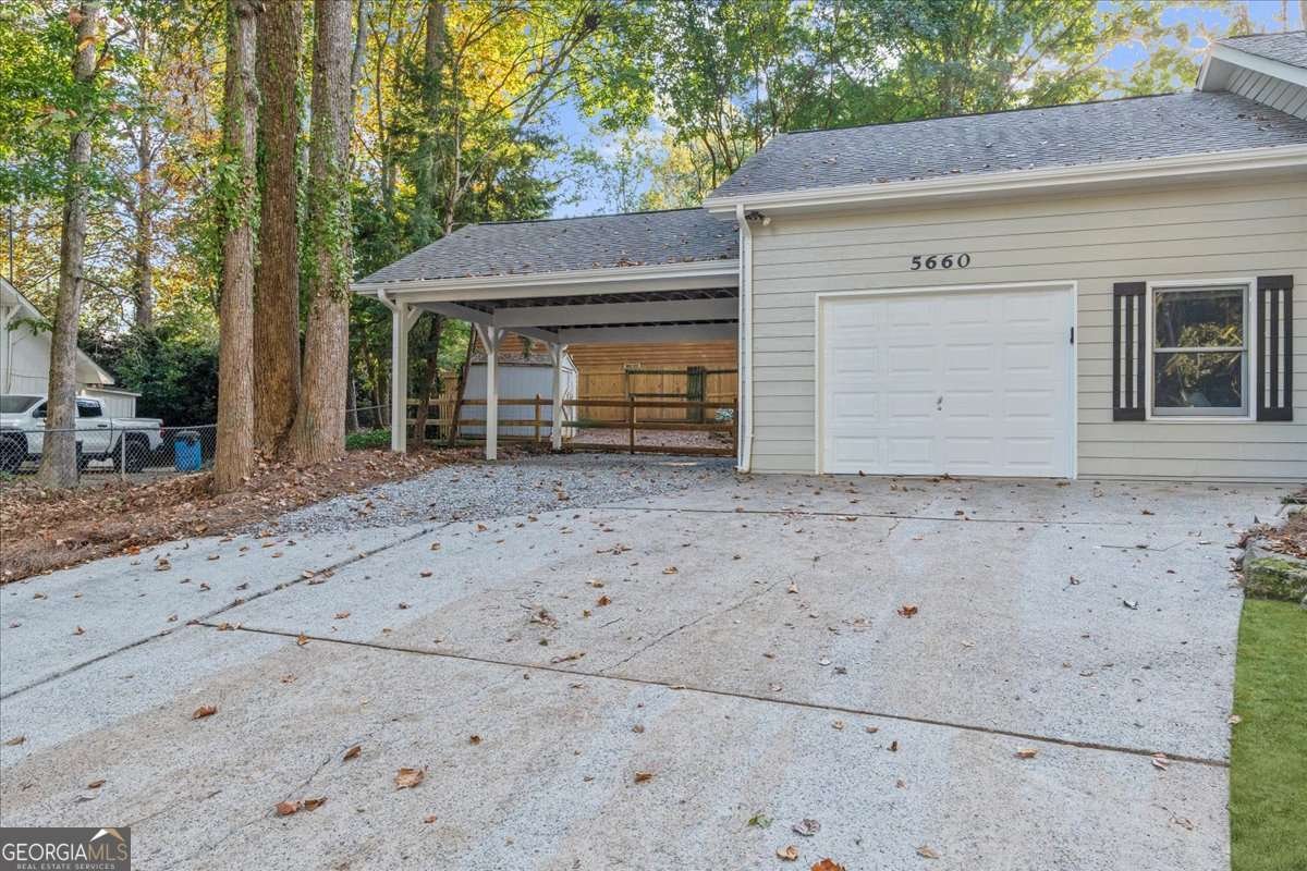 5660 Mercedes Drive Cumming - 41