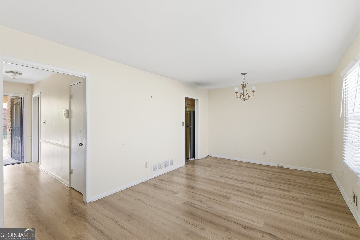 6155 Landover Circle Morrow - 8