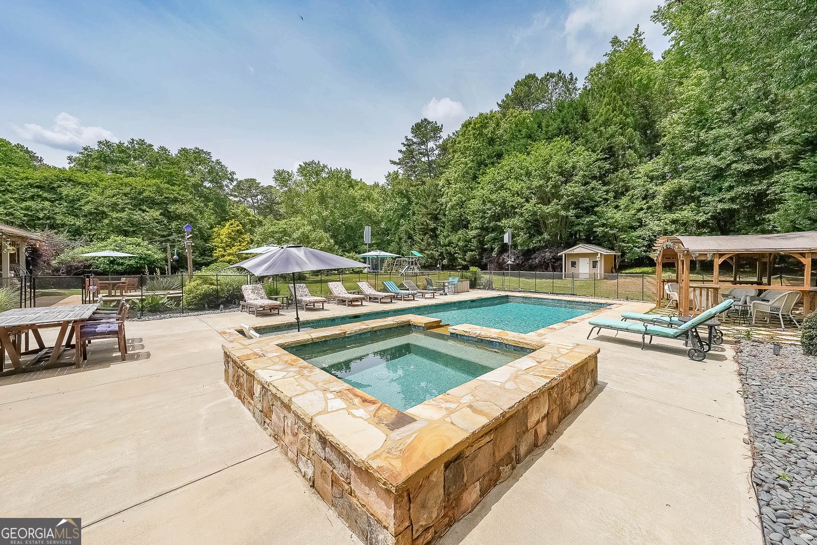 4135 Creekwood Drive Cumming - 30