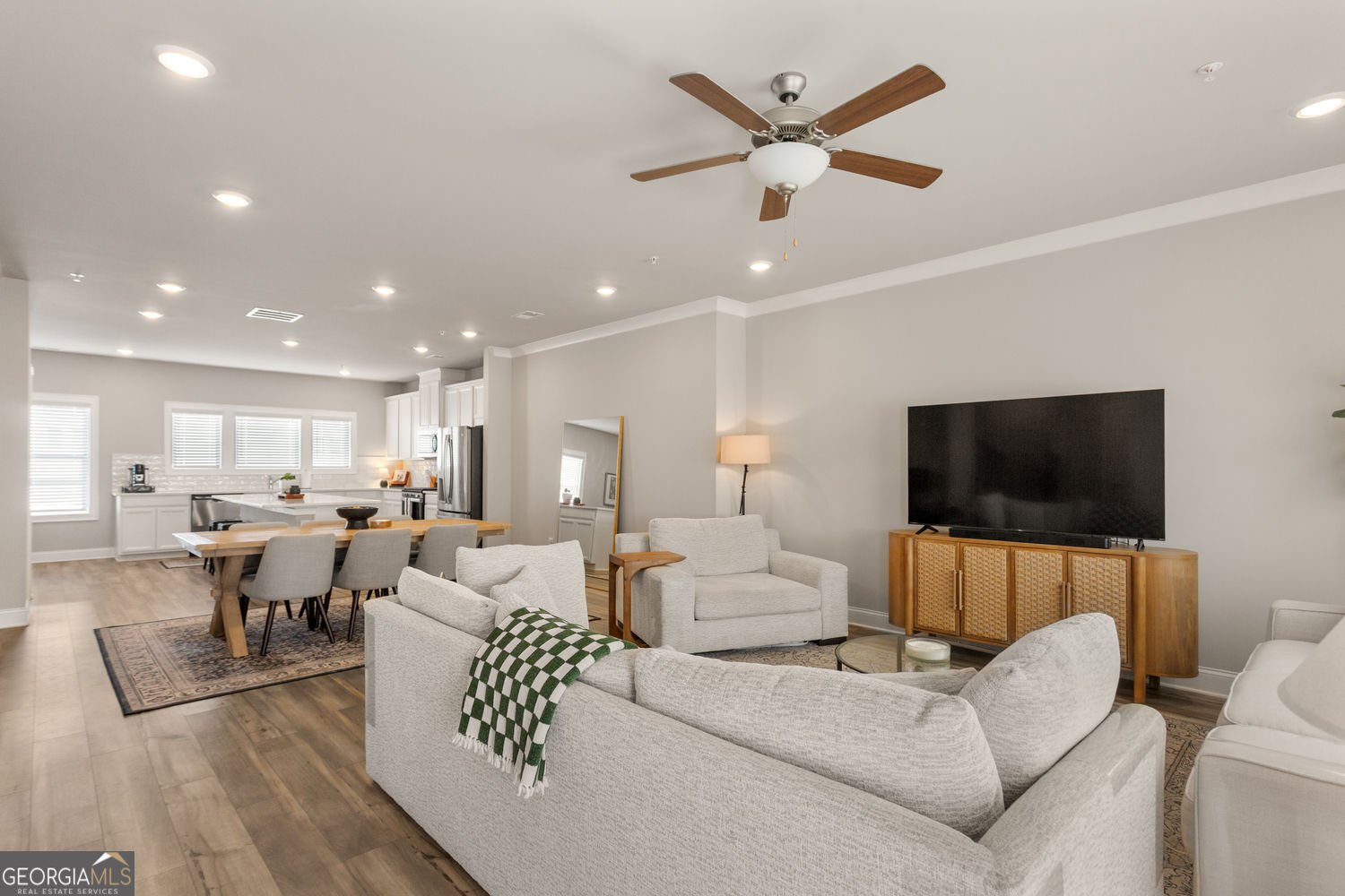 6117 Ogeechee Road Smyrna - 22