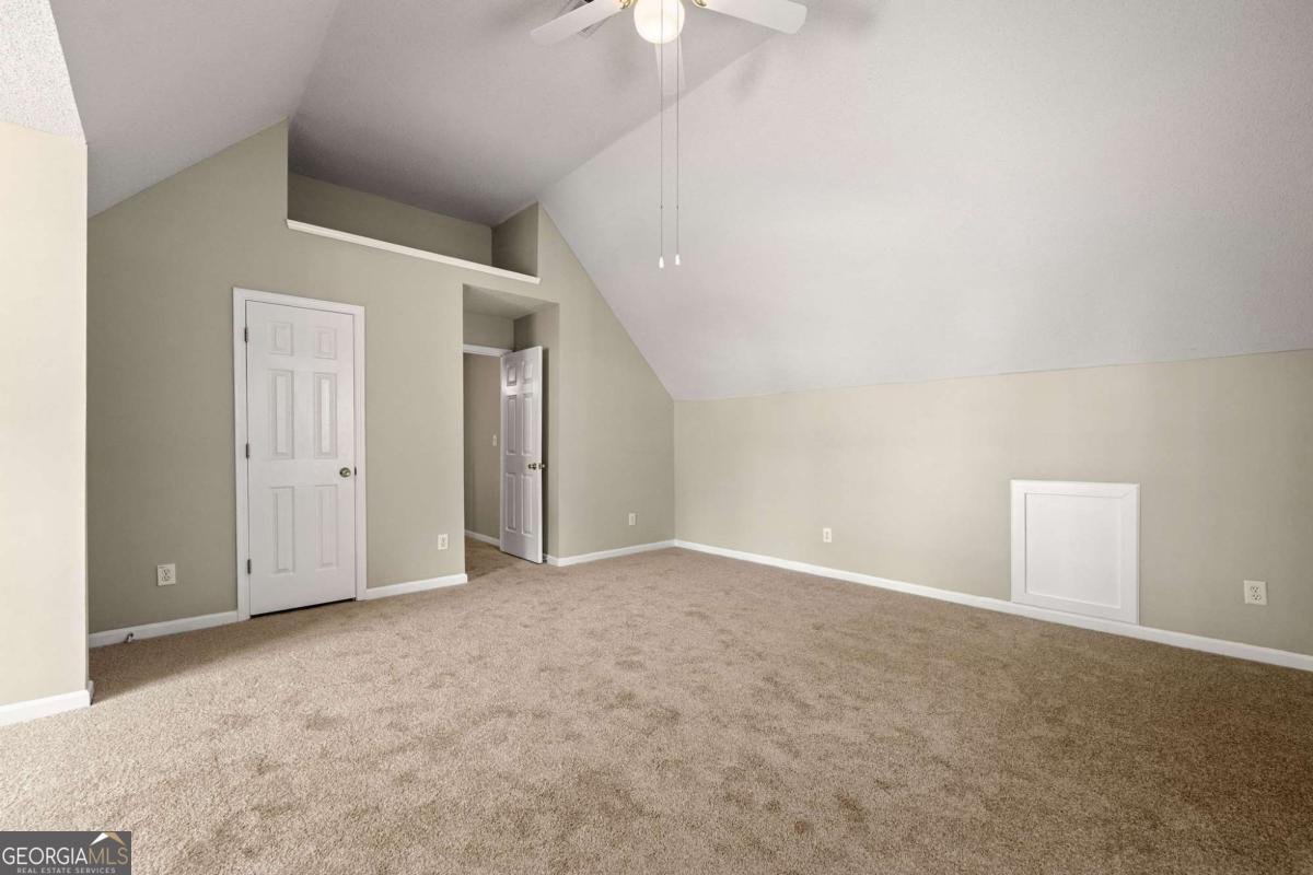 1086 Erie Circle Stone Mountain - 14