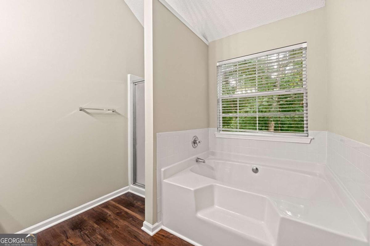 1086 Erie Circle Stone Mountain - 20
