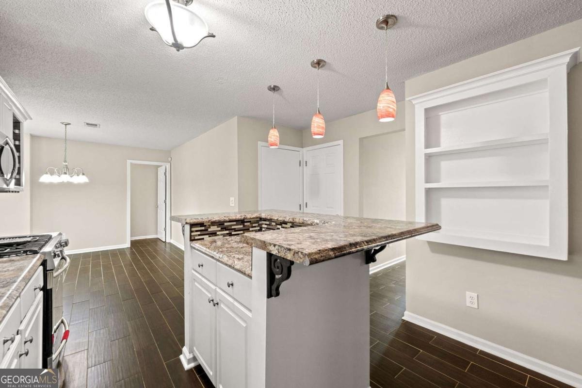 1086 Erie Circle Stone Mountain - 8