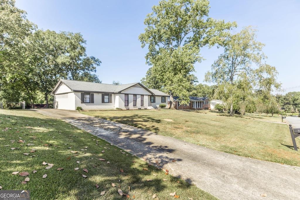 3216 Willowdale Drive Macon - 1