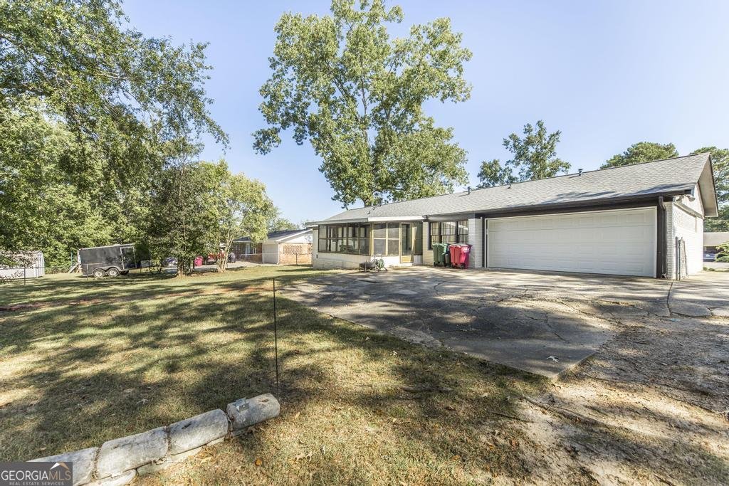 3216 Willowdale Drive Macon - 32