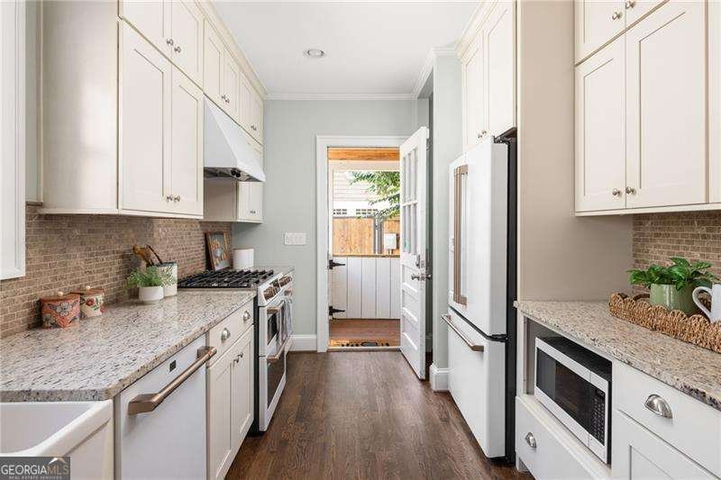 455 Claire Drive Atlanta - 13