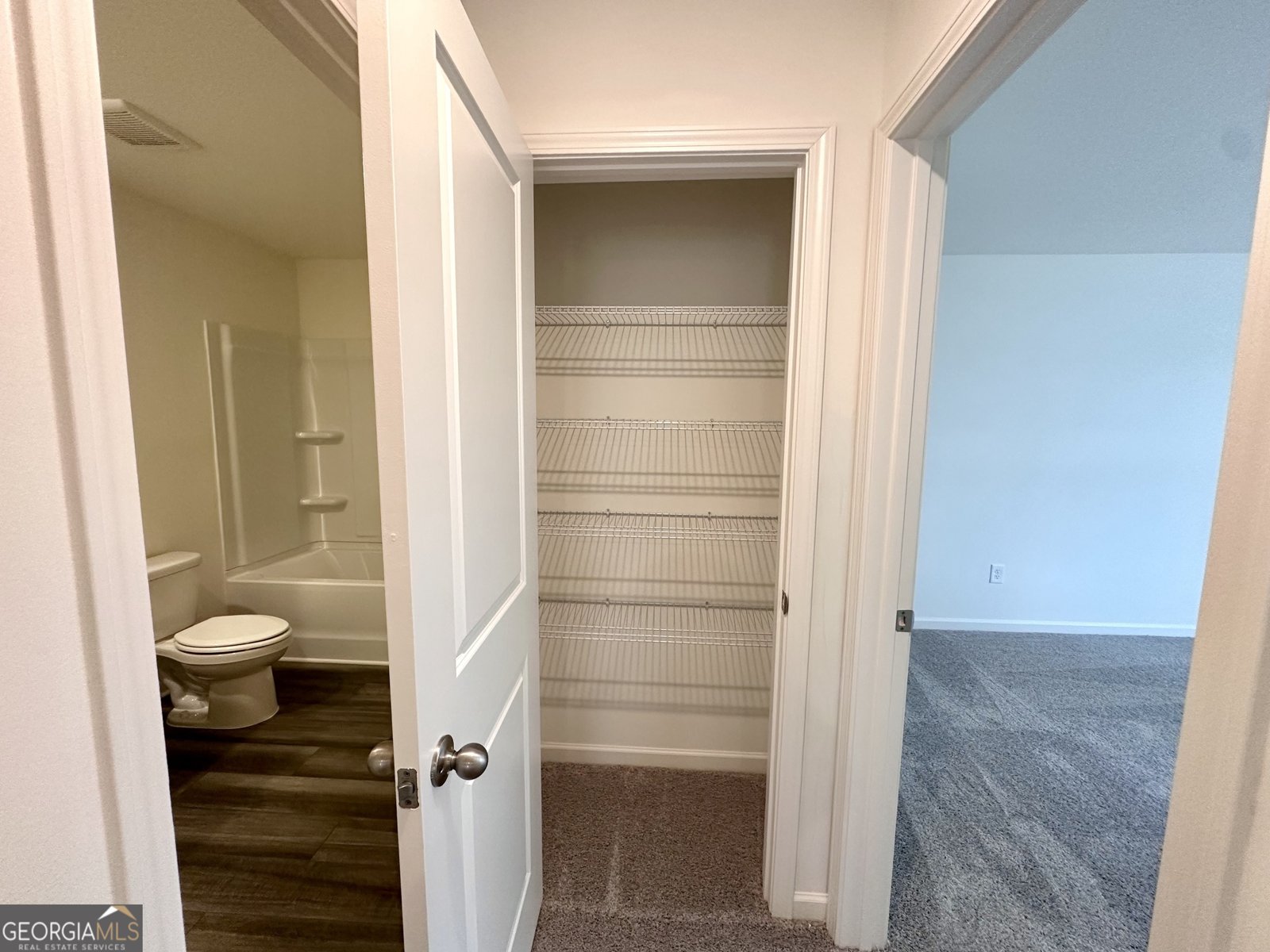 167 Bandimere Parkway Dallas - 19
