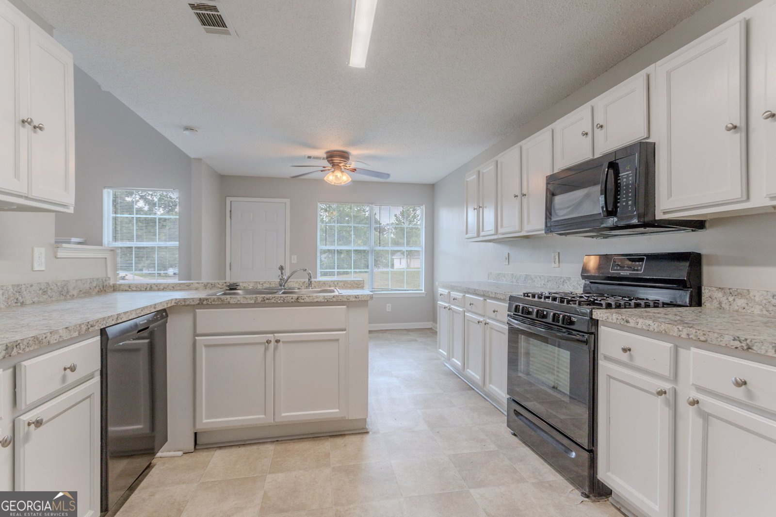 670 Burtons Cove Hampton - 3