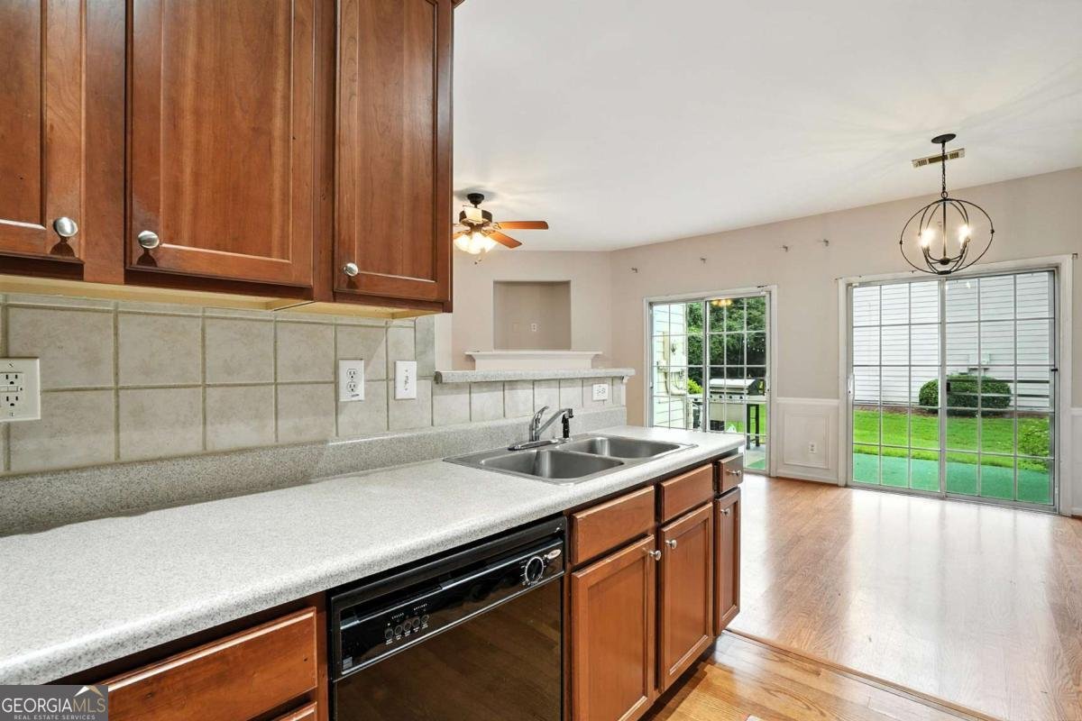 2263 Leicester Way Atlanta - 16