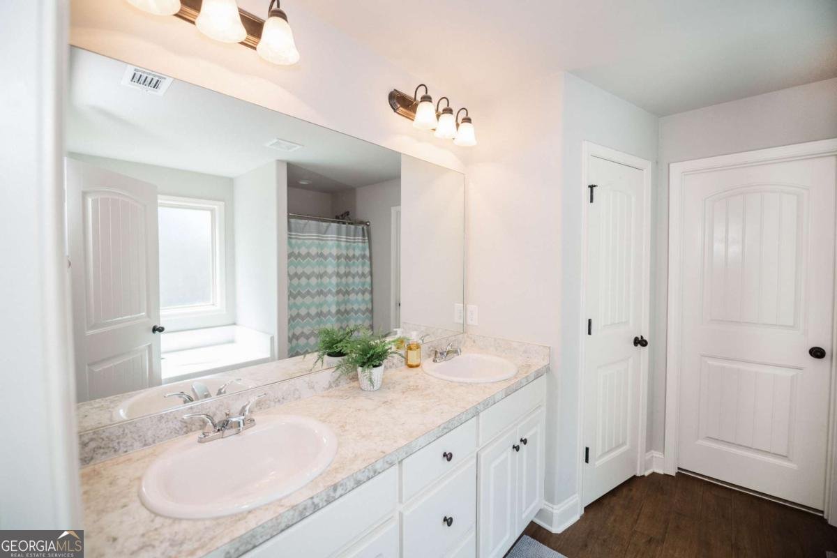 117 Kensington Trace Bethlehem - 25