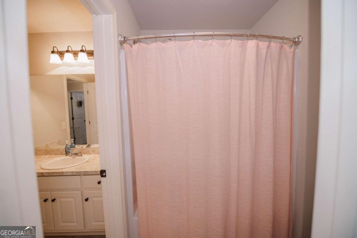 117 Kensington Trace Bethlehem - 37