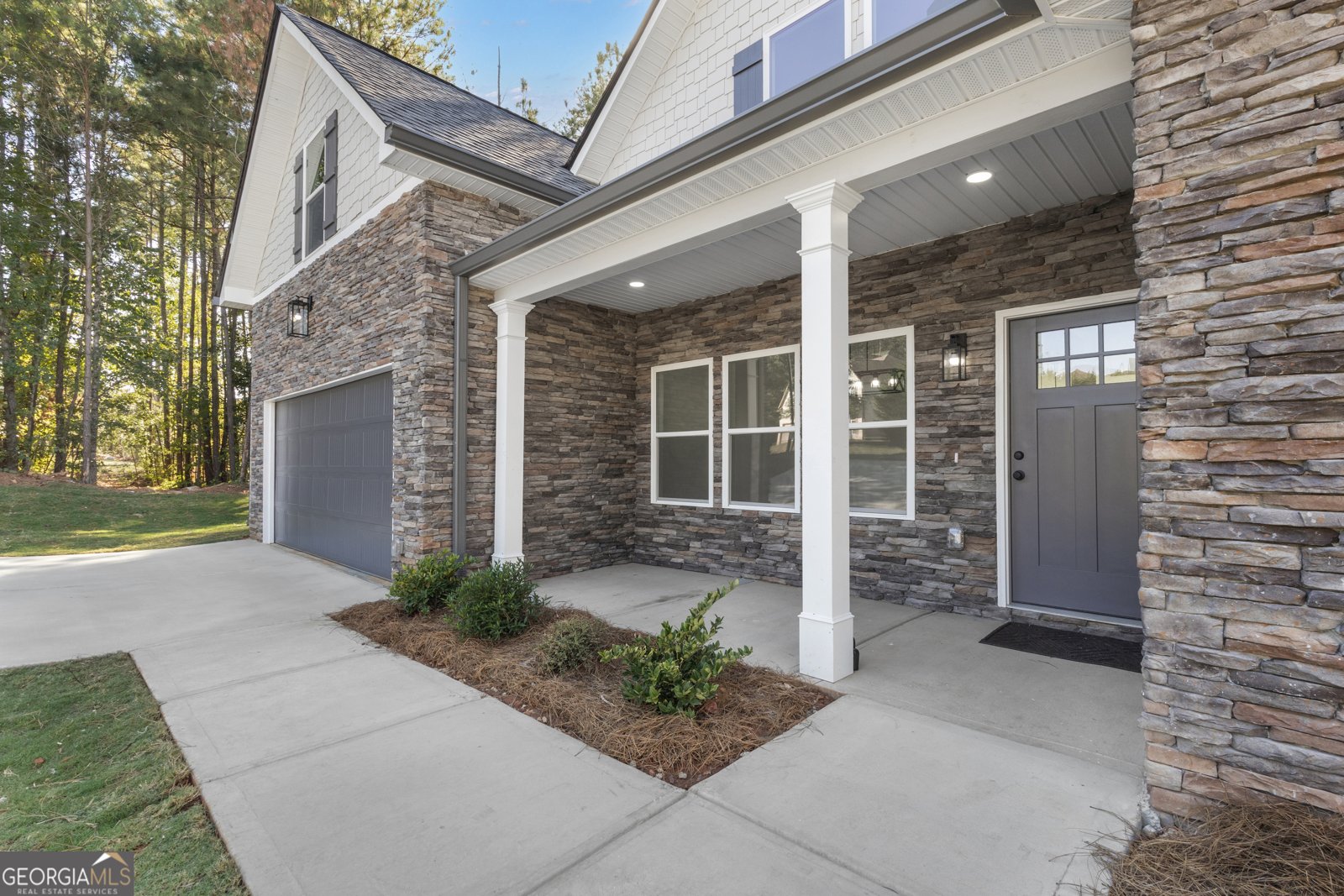5120 Blackheath Way Fairburn - 4