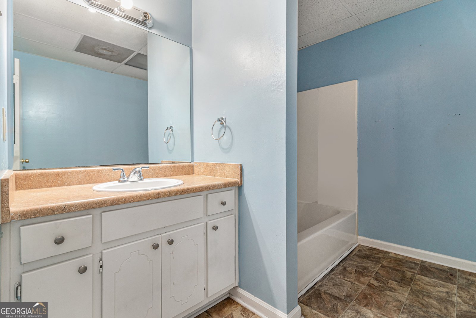 10639 Fitzgerald Road Jonesboro - 21