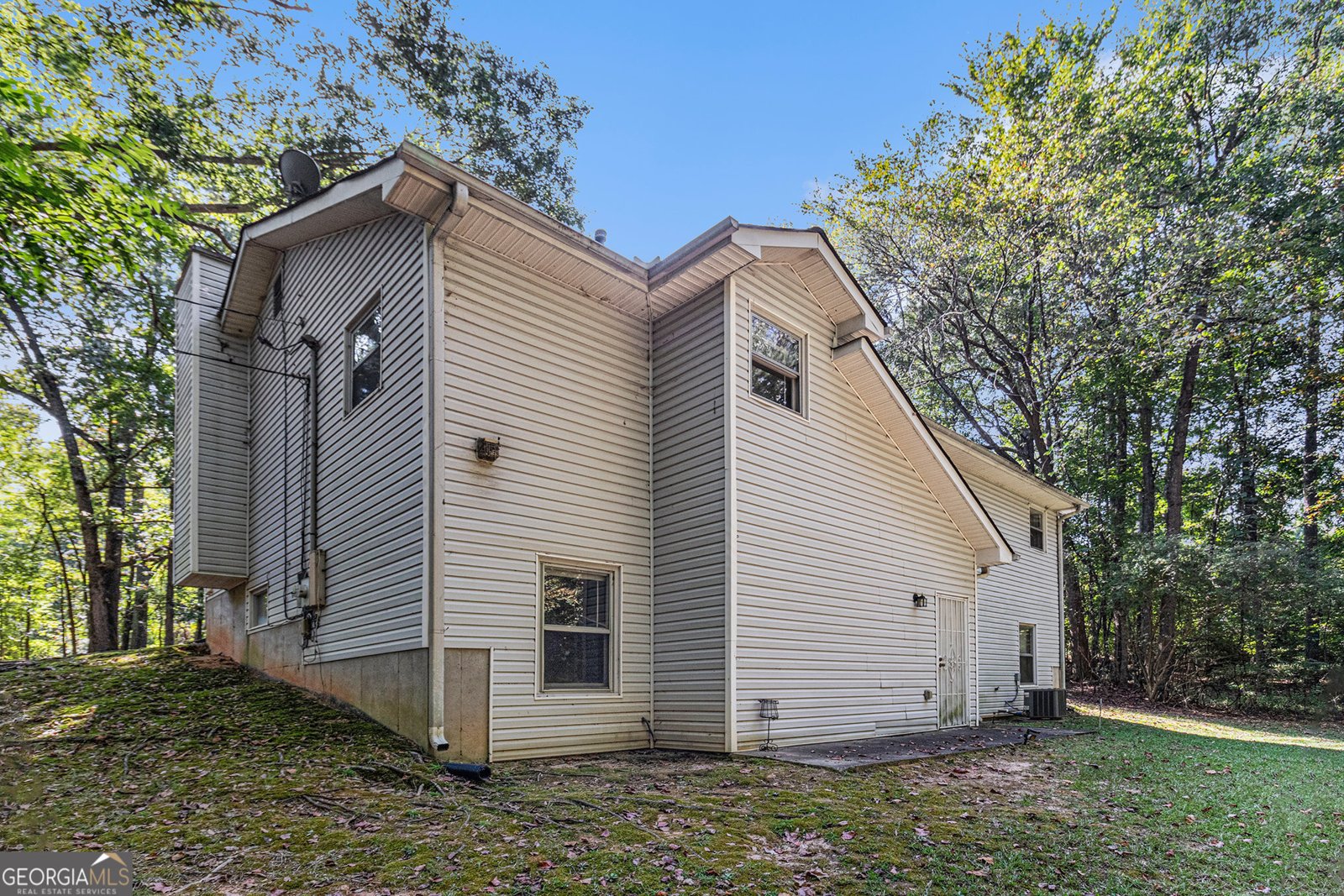 10639 Fitzgerald Road Jonesboro - 22