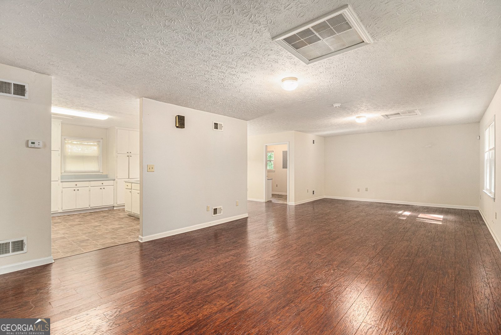 10639 Fitzgerald Road Jonesboro - 6