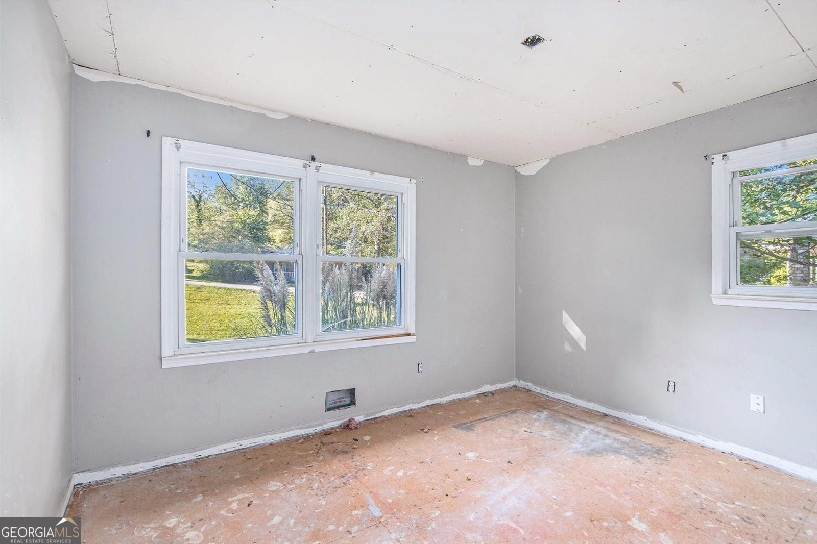 6480 Executive Drive Winston - 17