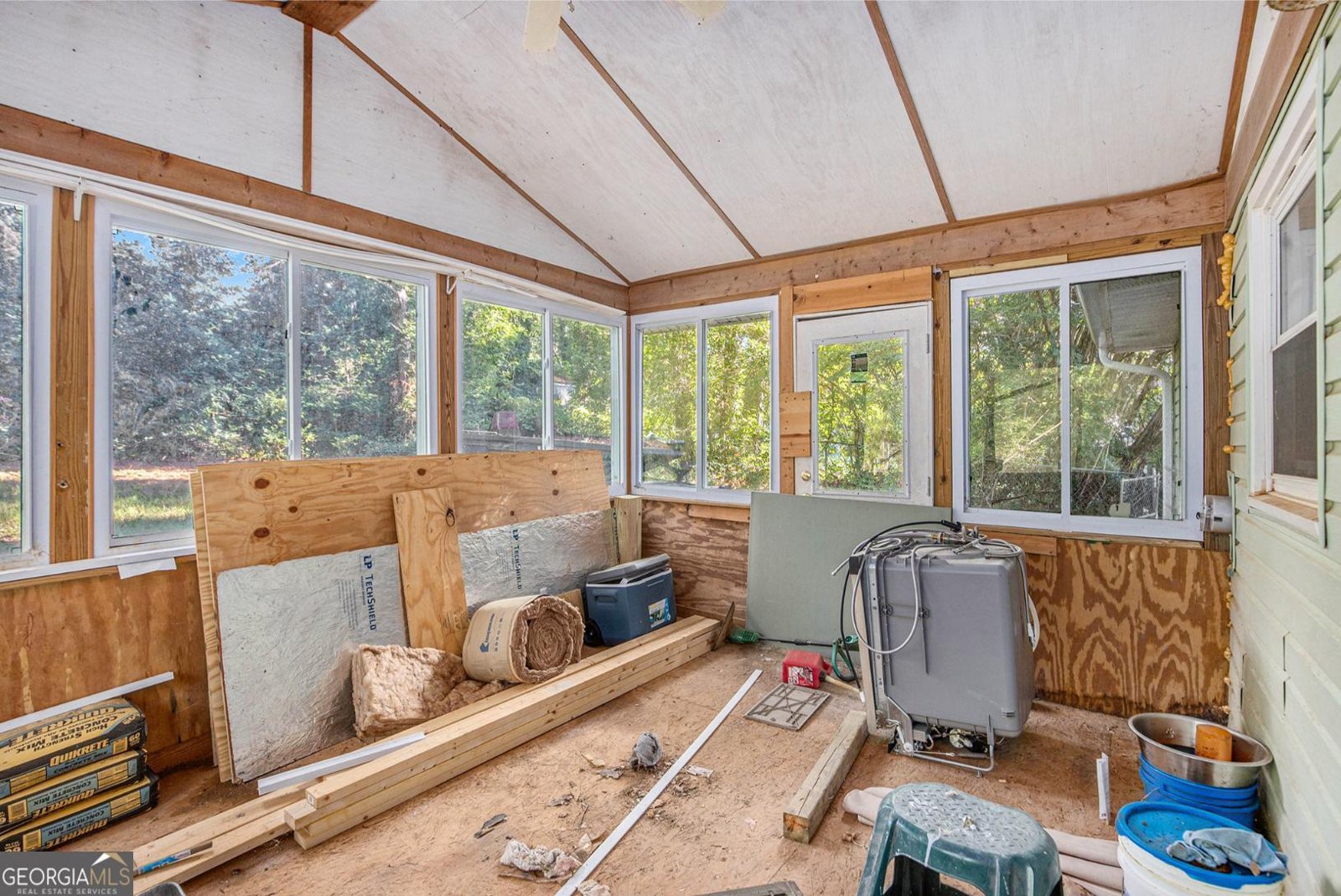 6480 Executive Drive Winston - 22