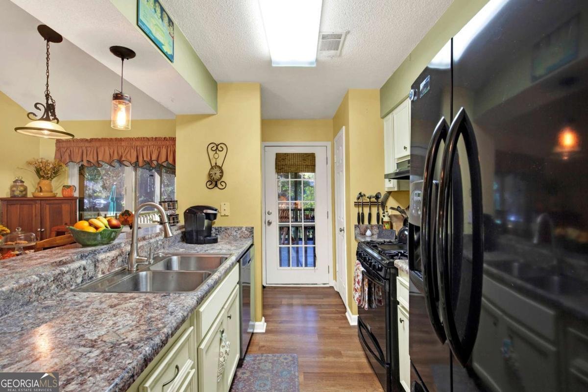 101 Cambridge Drive Savannah - 15
