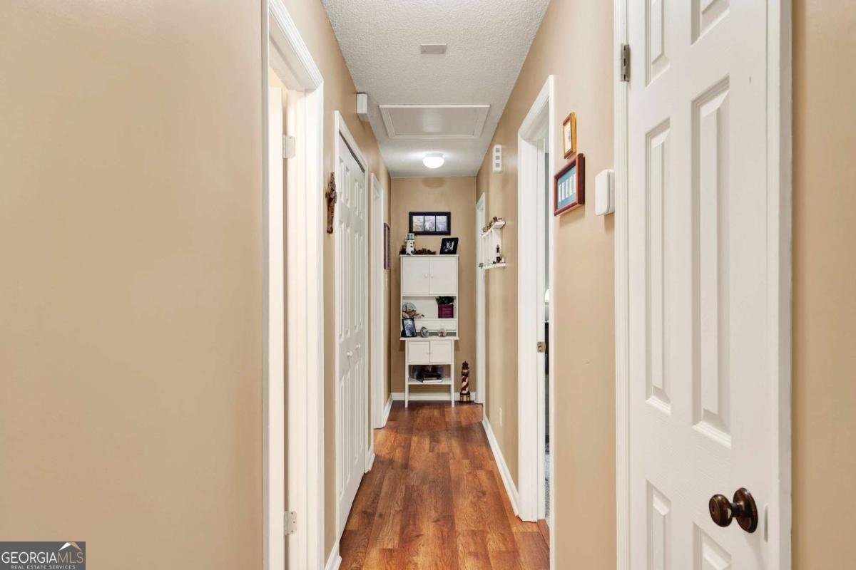 101 Cambridge Drive Savannah - 24