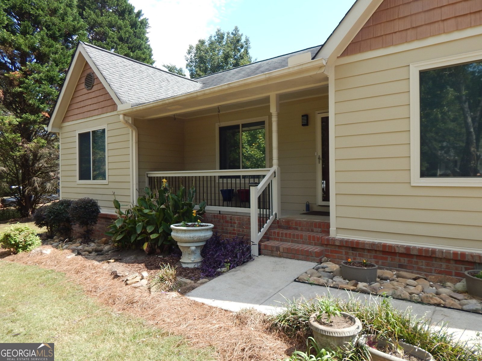 3292 Greystone Drive Loganville - 3