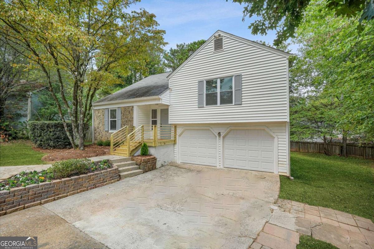 245 Plantation Glen Court Alpharetta - 2