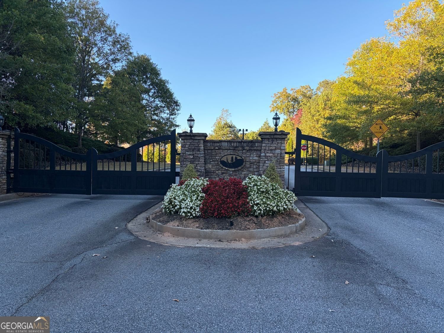 6325 Crestline Drive Dawsonville - 53