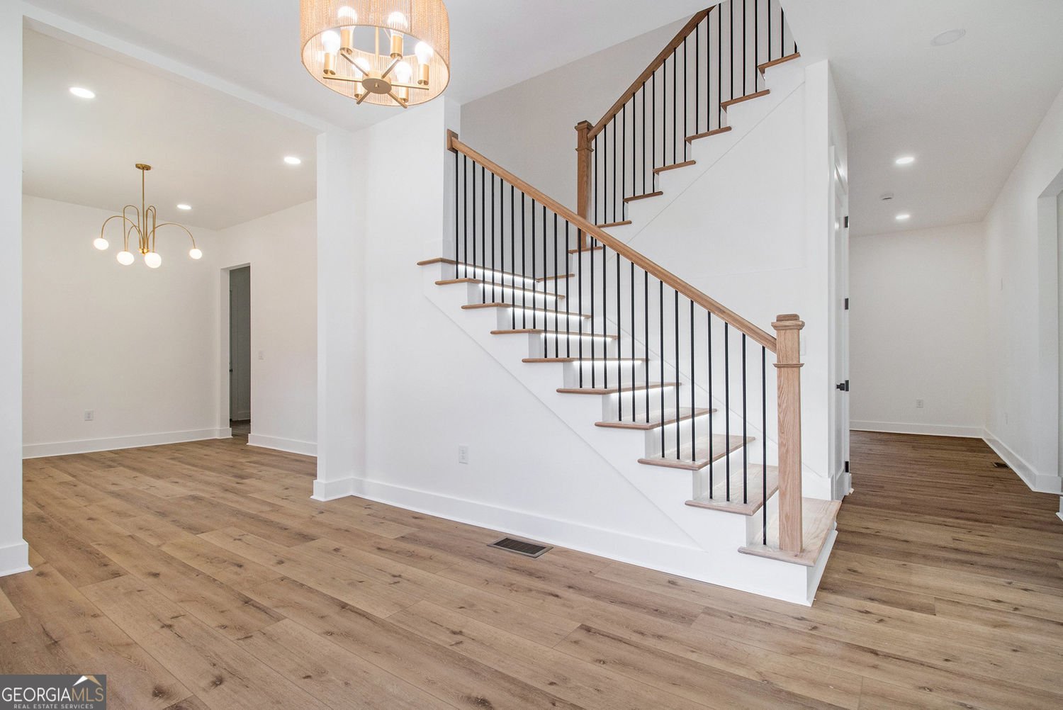 6325 Crestline Drive Dawsonville - 6
