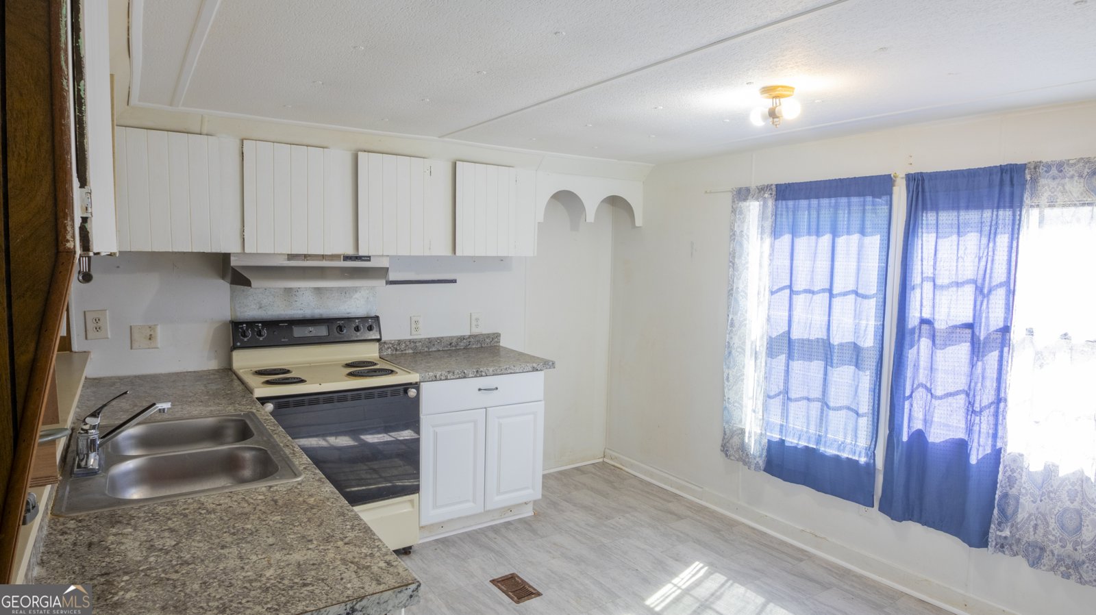 5100 Durand Highway Warm Springs - 31