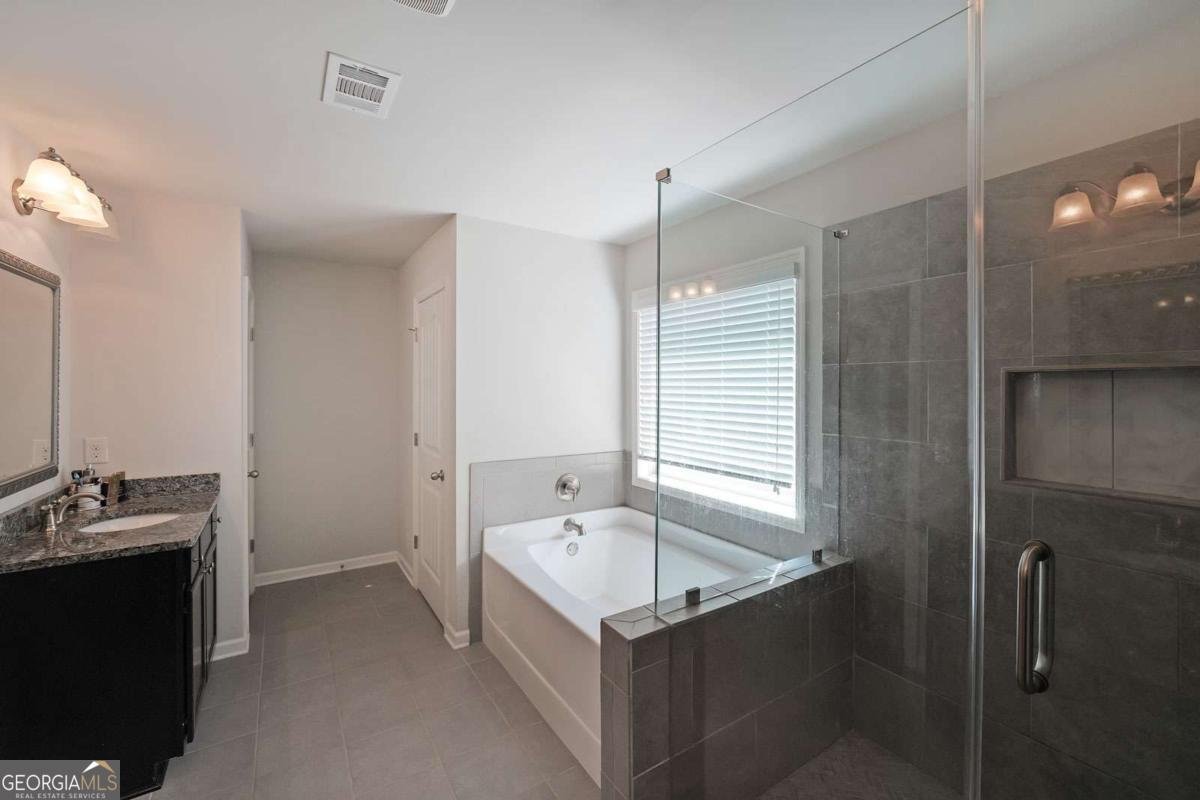 4449 Amberleaf Walk Lilburn - 15