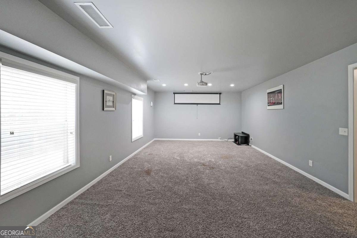 4449 Amberleaf Walk Lilburn - 27