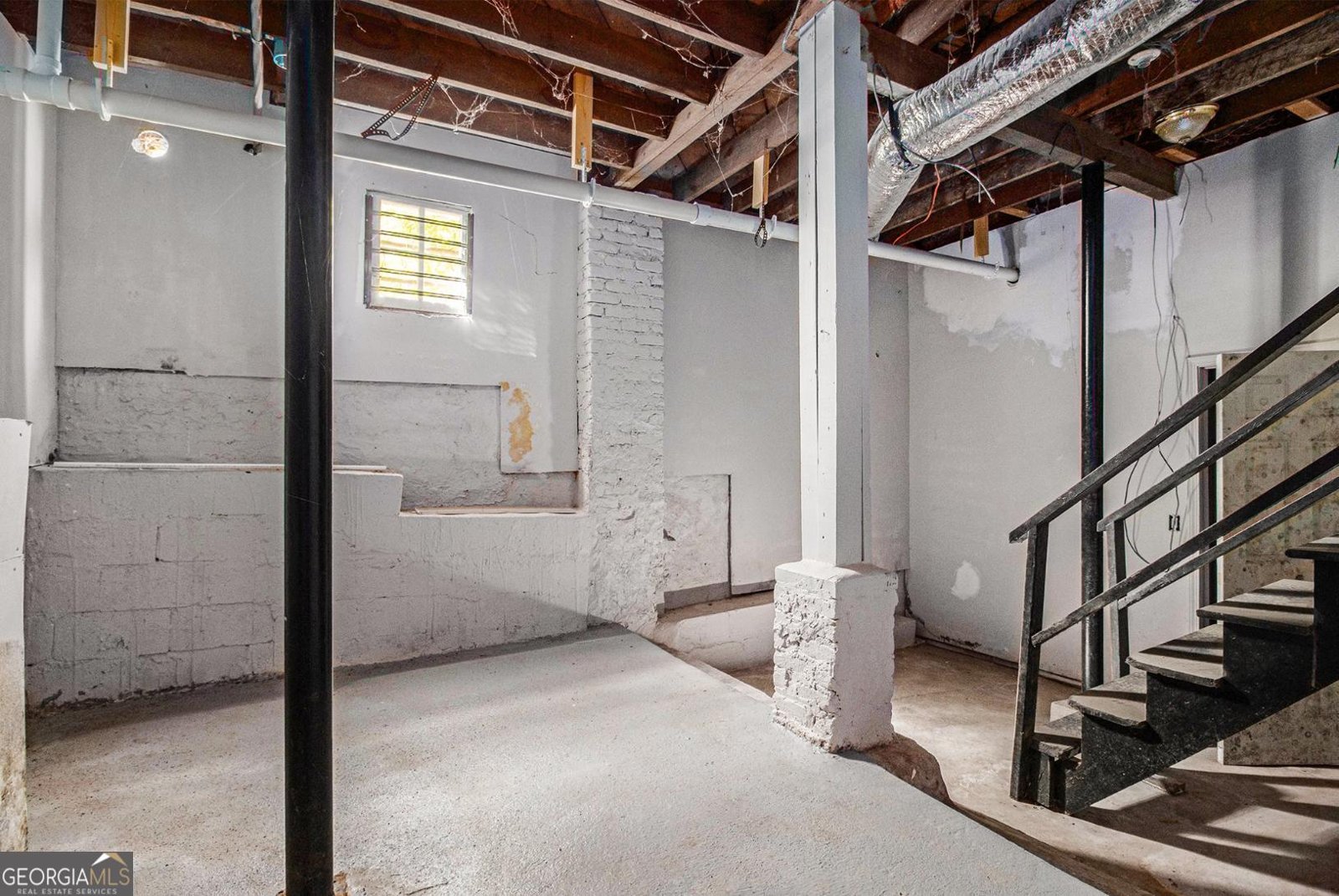 665 Lexington Avenue Atlanta - 16